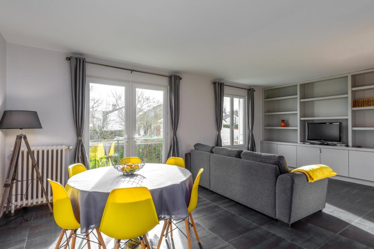 2 Bed House Near Disneyland Paris Montry Bagian luar foto